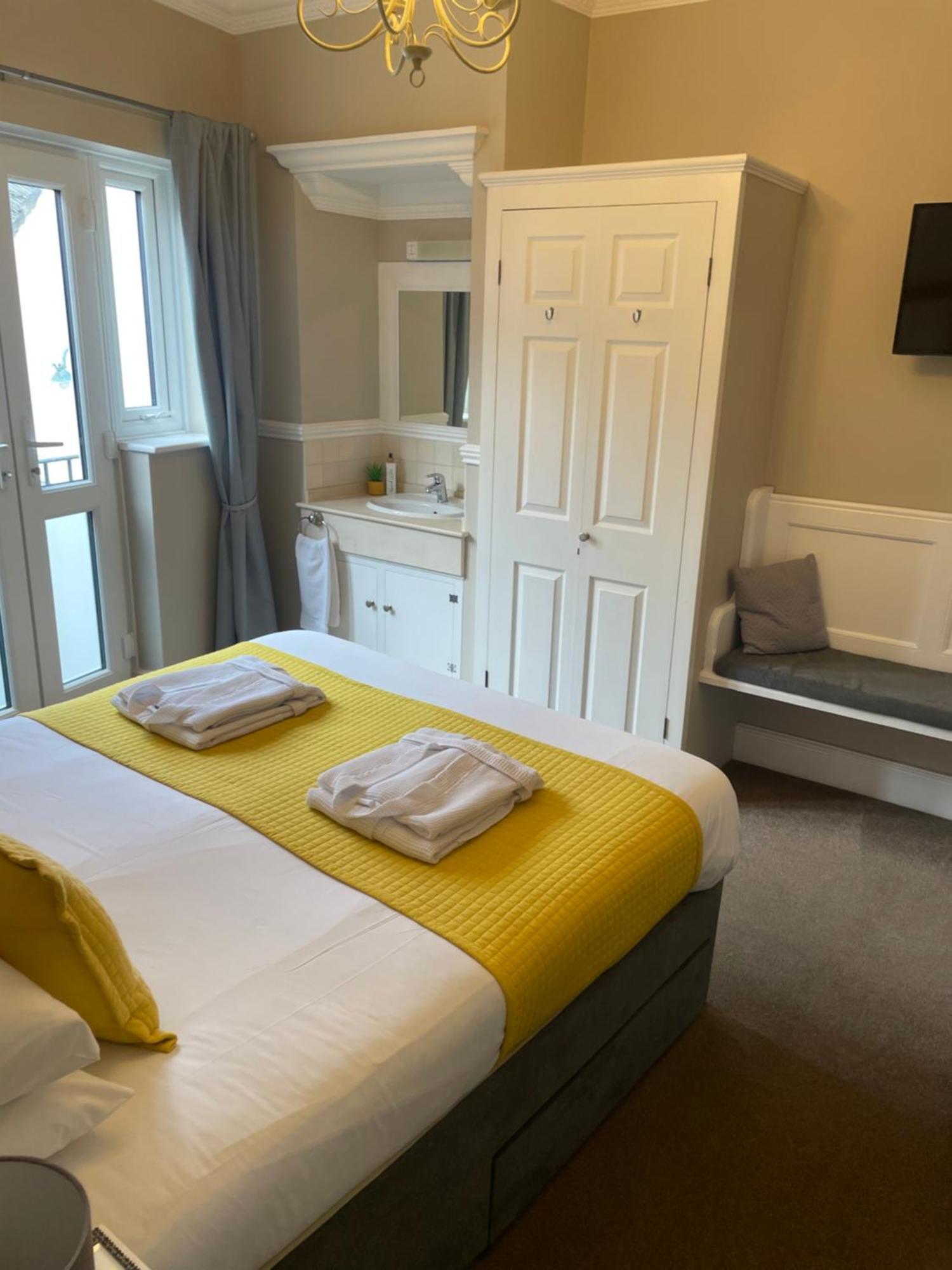 The Courtyard Guest House Great Yarmouth Kültér fotó