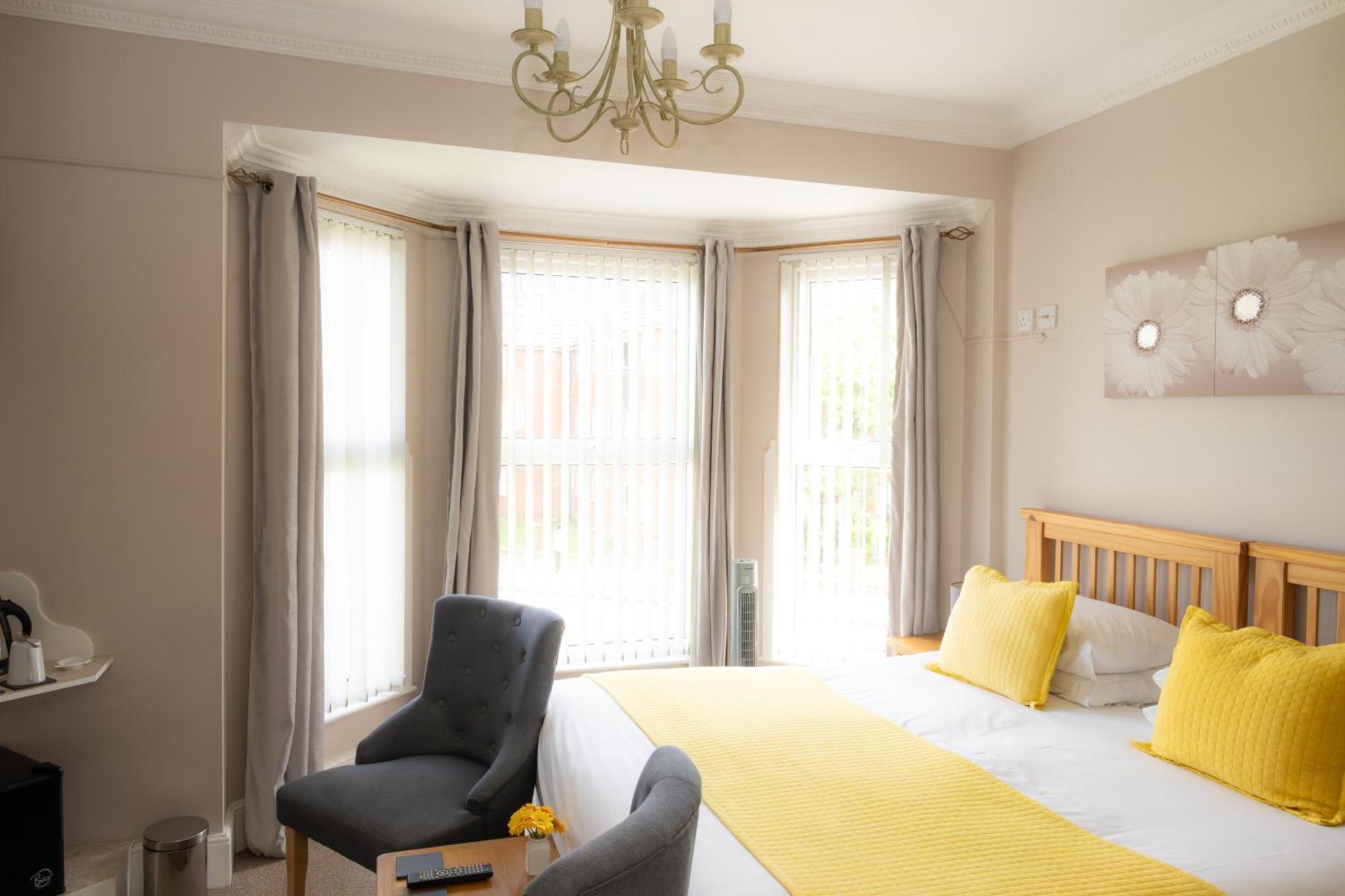 The Courtyard Guest House Great Yarmouth Kültér fotó