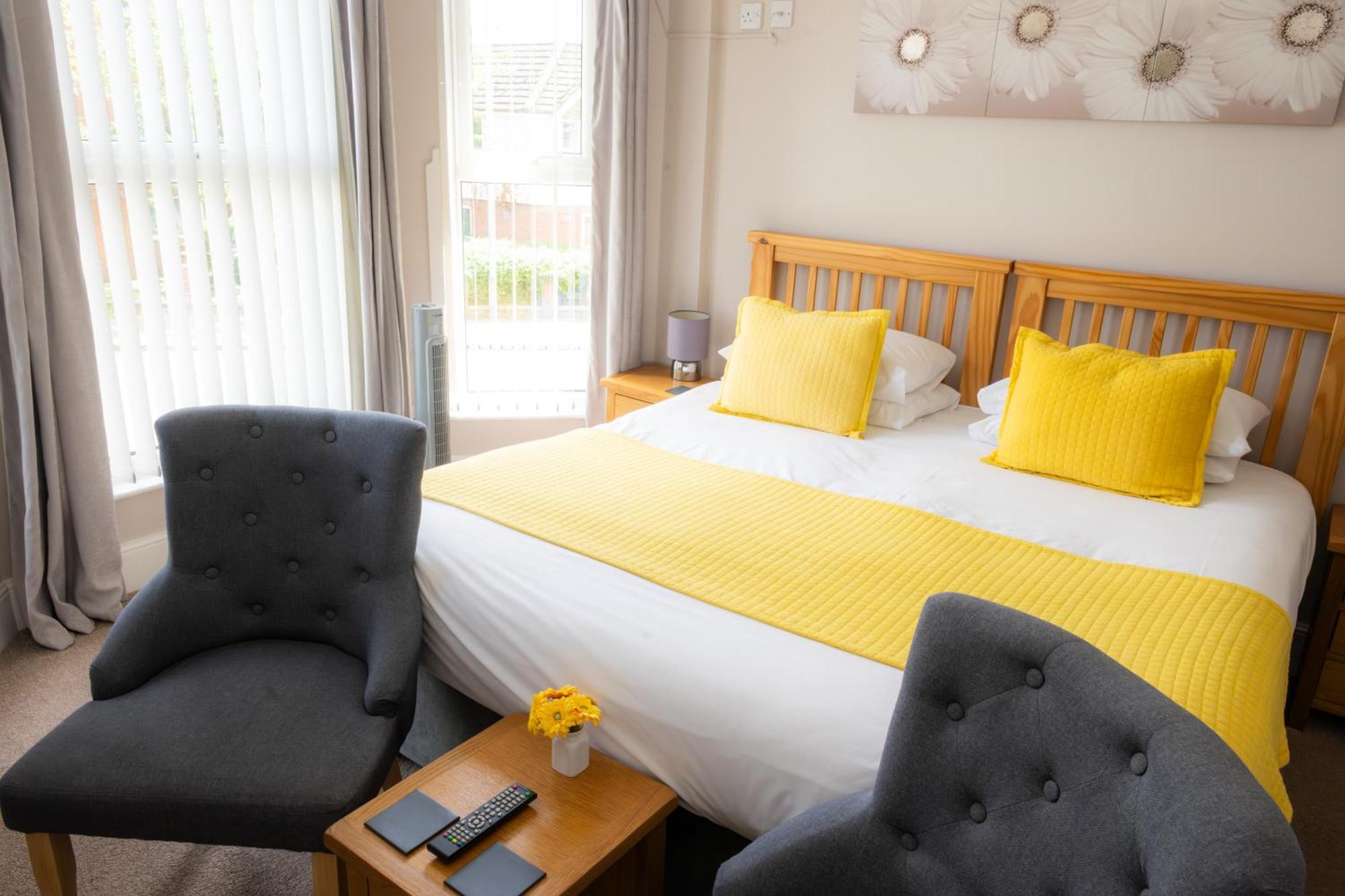 The Courtyard Guest House Great Yarmouth Kültér fotó
