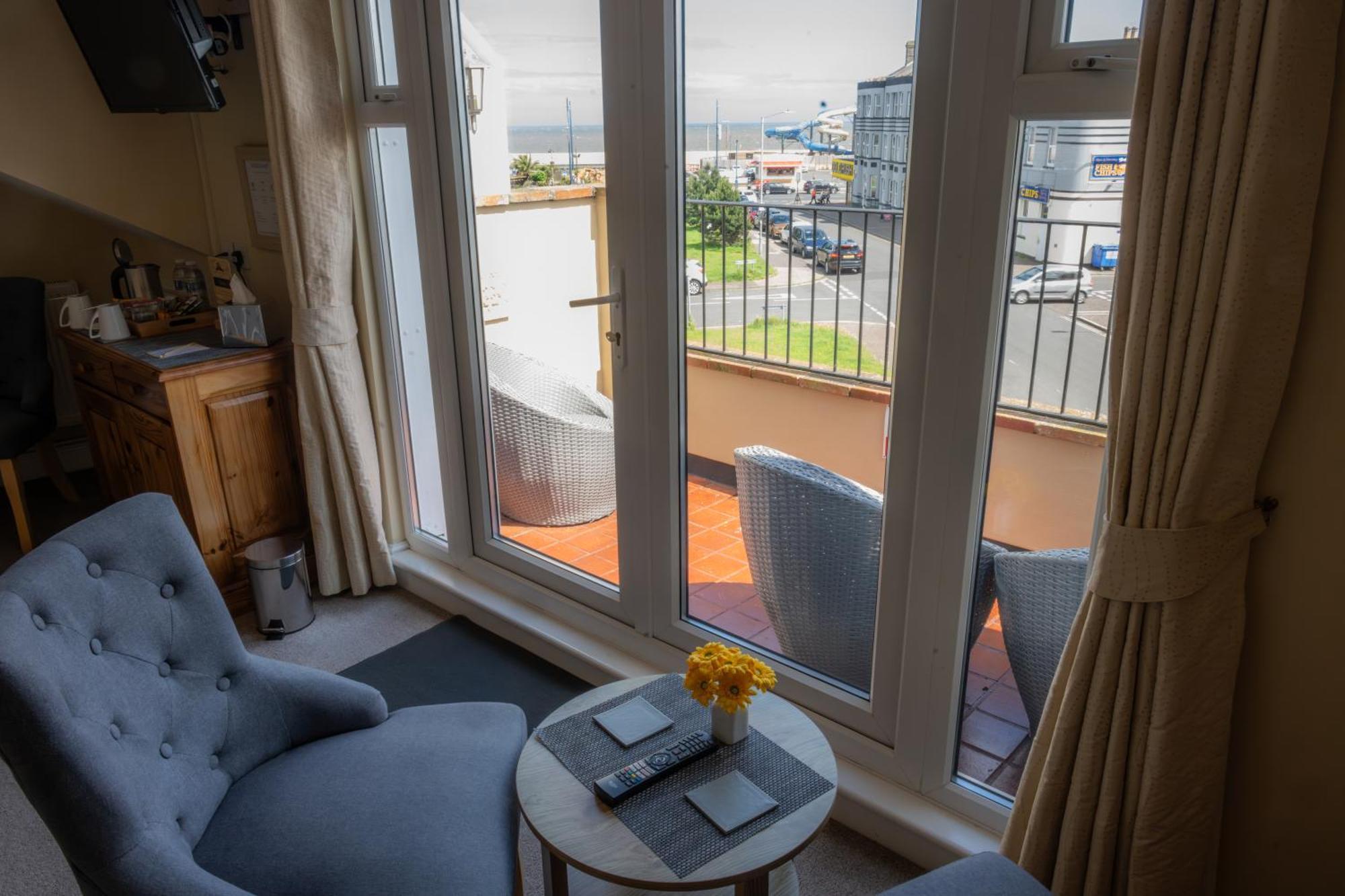 The Courtyard Guest House Great Yarmouth Kültér fotó